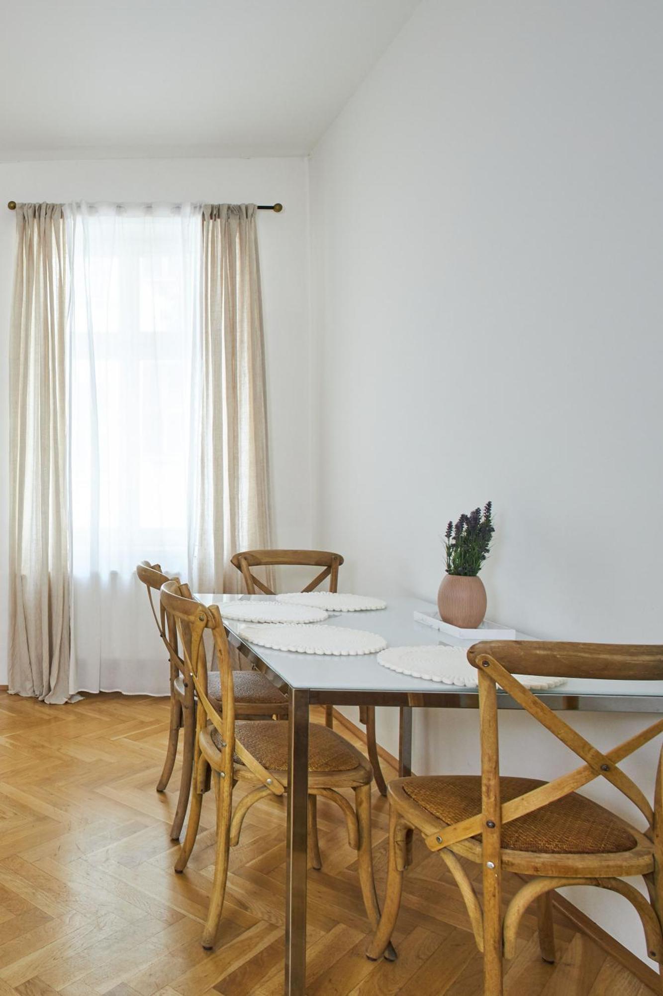 Hotel apartamentowy Wenceslas Square 4*