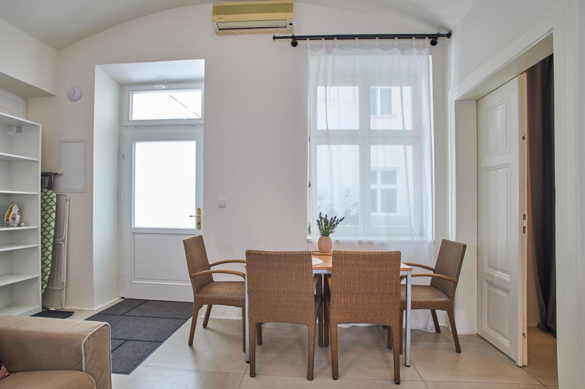 Hotel apartamentowy Wenceslas Square Praga